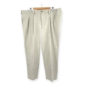 Dockers Big & Tall Classic Fit Pleated Easy Khakis Size 44x30